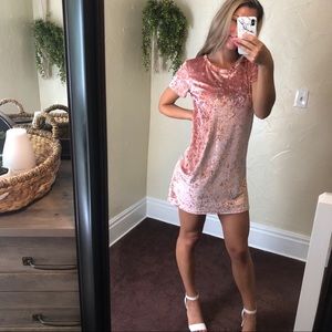 Crushed velvet Shift dress - Dusty Pink